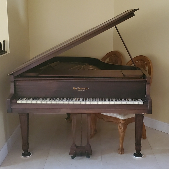 Meet your Posher, Mimi - Picture 1 of 1